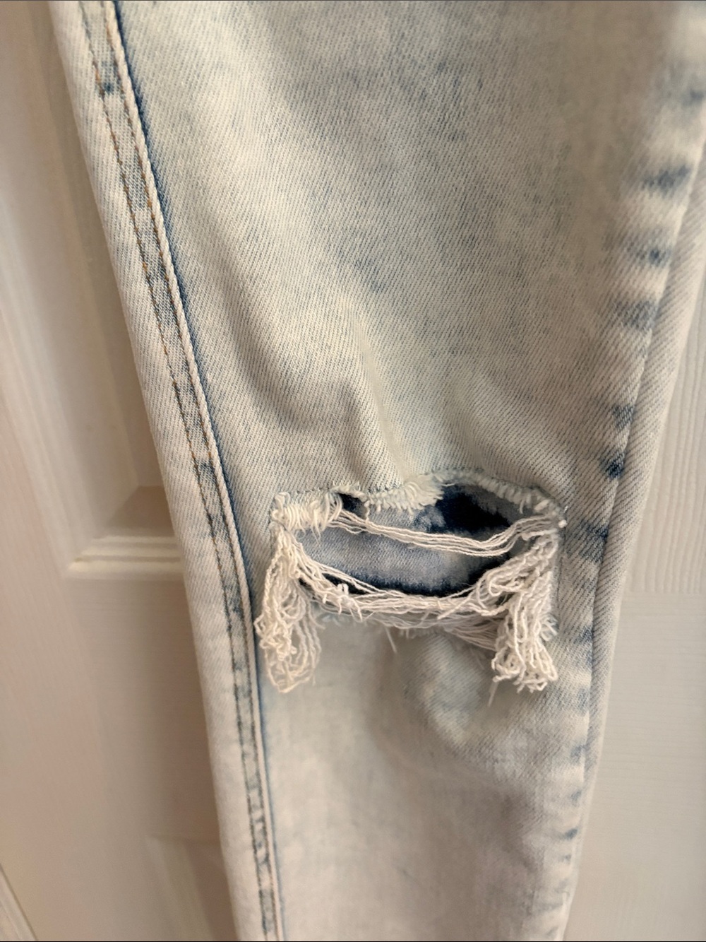 Flying Monkey Light Wash distressed high rise ankle Skinny Jeans size 26 - Picture 8 of 16